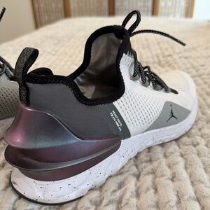 Jordan React Havoc | White Black Smoke Grey | Size 11